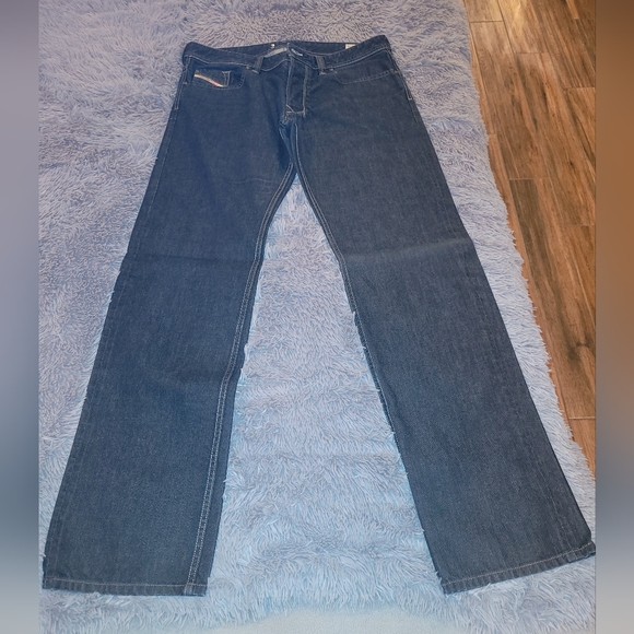 Men's Diesel Jeans Regular Straight 36x36 - Picture 2 of 8
